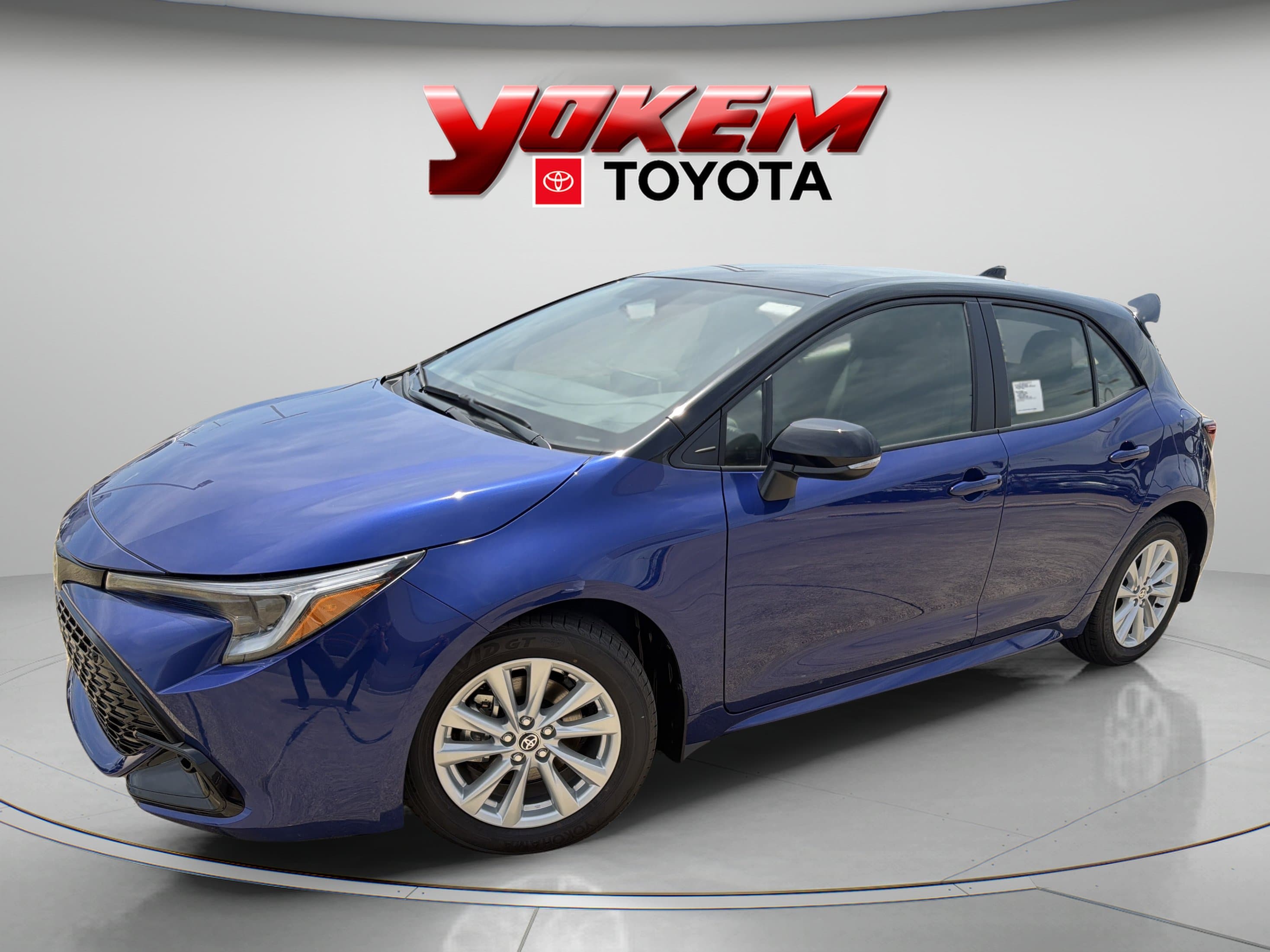 2026 Toyota Corolla Hatchback SE